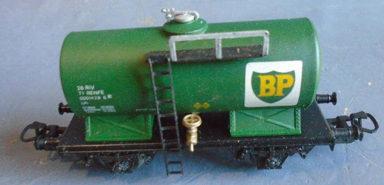 MARKLIN HO SCALE - RENFRE BP TANK WAGON
