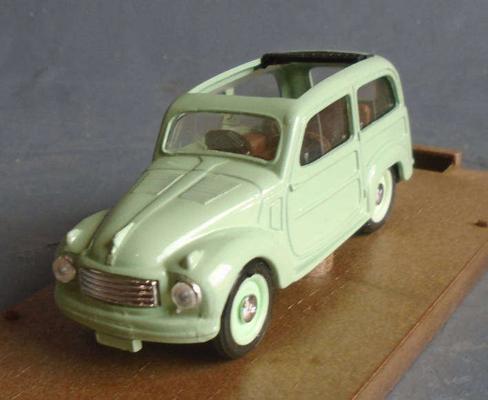 BRUMM 1/43 SCALE - FIAT 500C BELVEDERE, BOXED