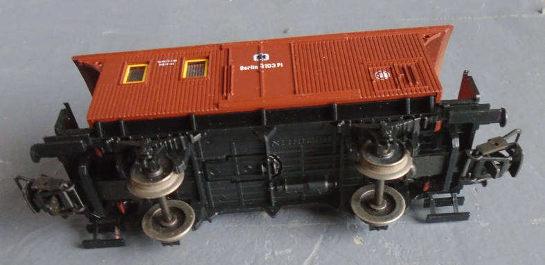 MARKLIN HO SCALE - BERLIN GOODS WAGON
