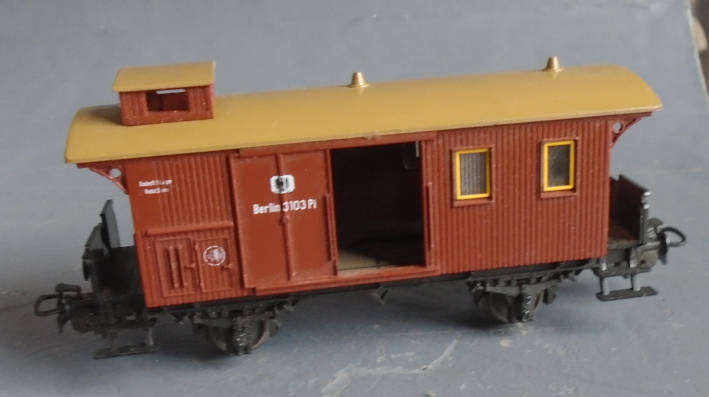 MARKLIN HO SCALE - BERLIN GOODS WAGON