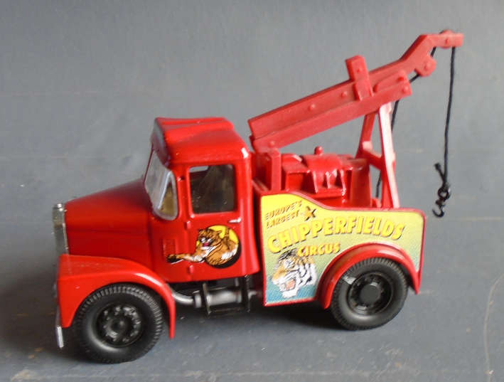 CORGI 1/50 SCALE - SCAMMEL HIGHWAYMAN WITH CRANE CHIPPERFIELDS - BOXED