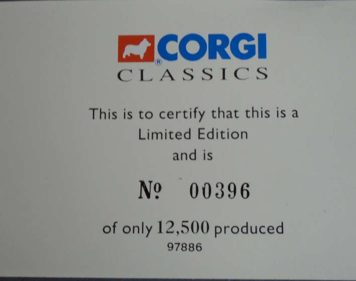 CORGI 1/50 SCALE - SCAMMEL HIGHWAYMAN WITH CRANE CHIPPERFIELDS - BOXED