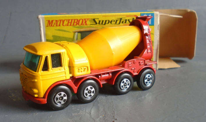 MATCHBOX - FODEN CONCRETE TRUCK, BOXED