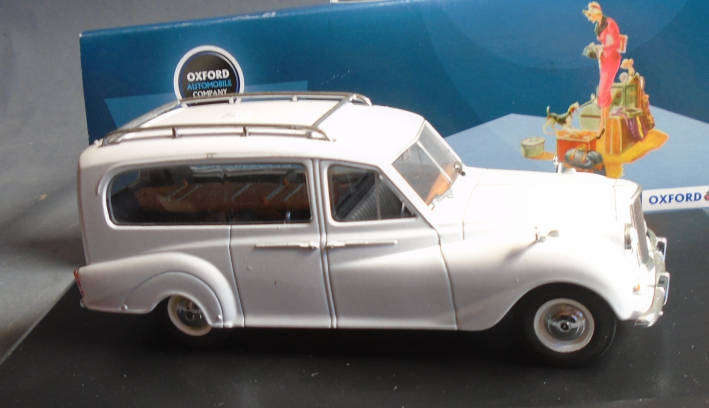OXFORD 1/43 SCALE - DAIMLER HEARSE, BOXED