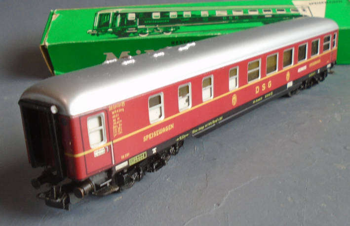 MARKLIN HO SCALE -  DSG RESTUARANT WAGON, BOXED