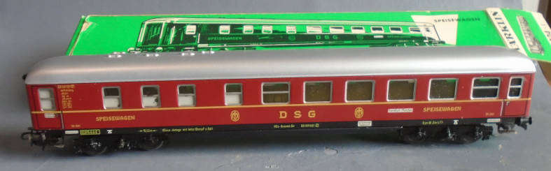 MARKLIN HO SCALE -  DSG RESTUARANT WAGON, BOXED