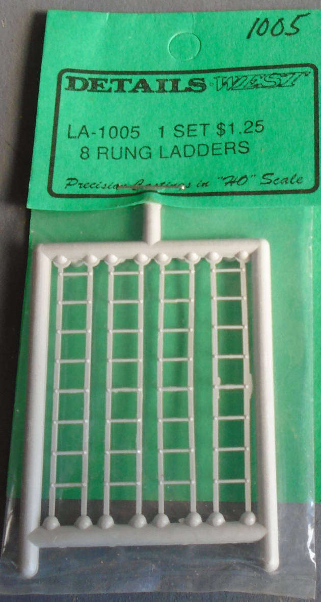 DETAILS WEST HO SCALE - 8 RUNG LADDERS, BAGGED