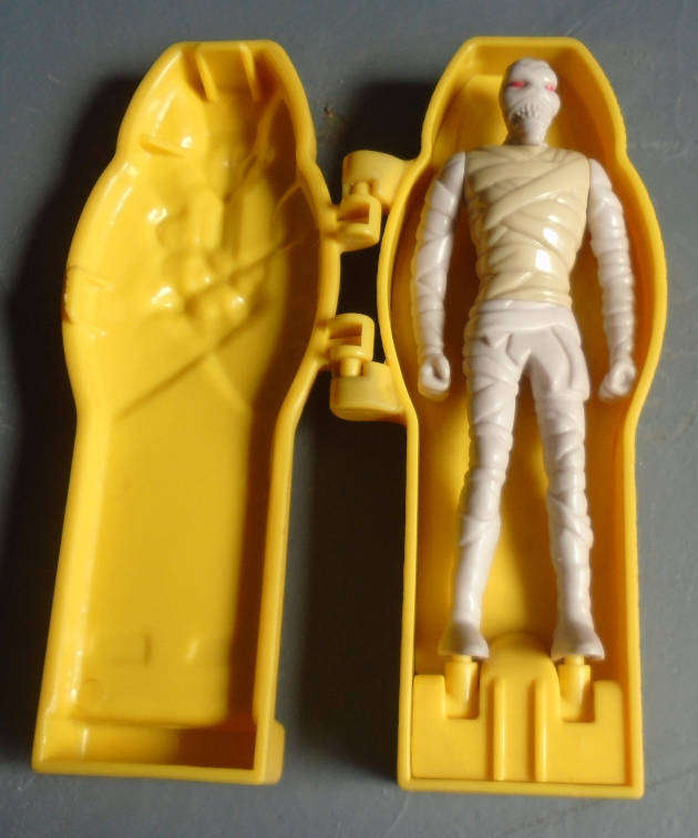 UNIVERSAL STUDIOS - EGYPTION SARCOPHAGUS WITH MUMMY, LENGHT 128mm