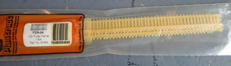 PLASTRUCT HO SCALE - PICKET FENCE IN PKT
