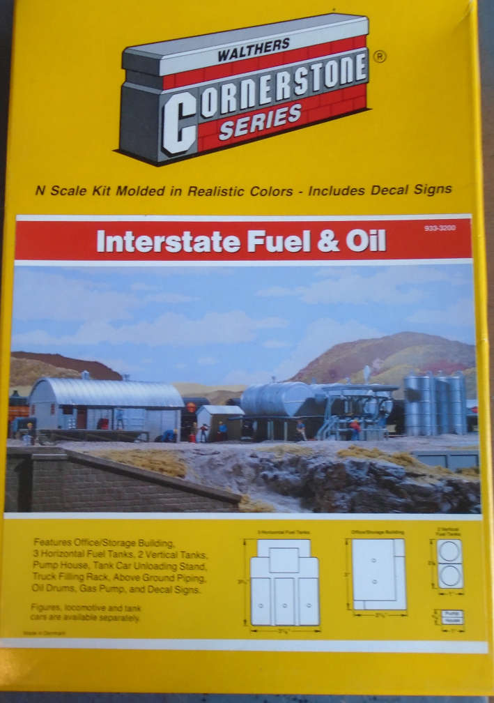 WALTHERS N SCALE - INTERSTATE FUEL & OIL KIT, BOXED