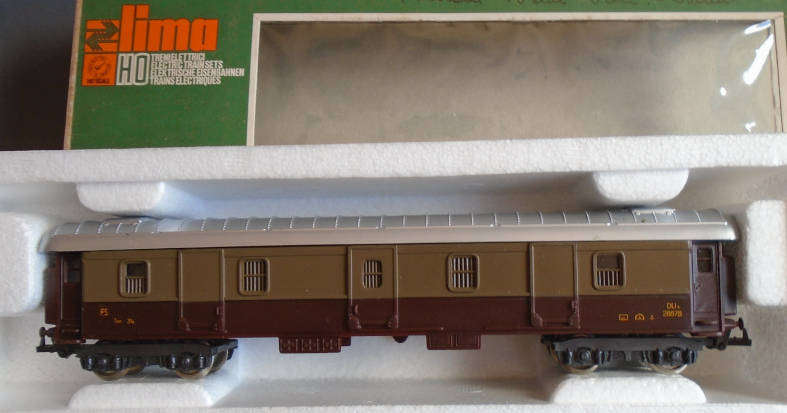 LIMA HO SCALE - FS POSTAL VAN, BOXED