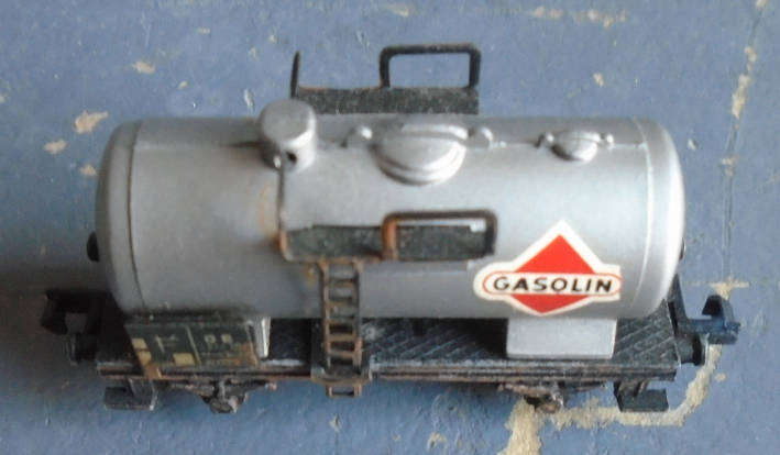 ARNOLD N SCALE - GASOLIN TANK WAGON