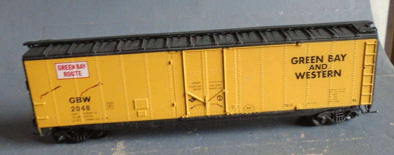 ROUNDHOUSE HO SCALE - GB&W CLOSED GOODS WAGON