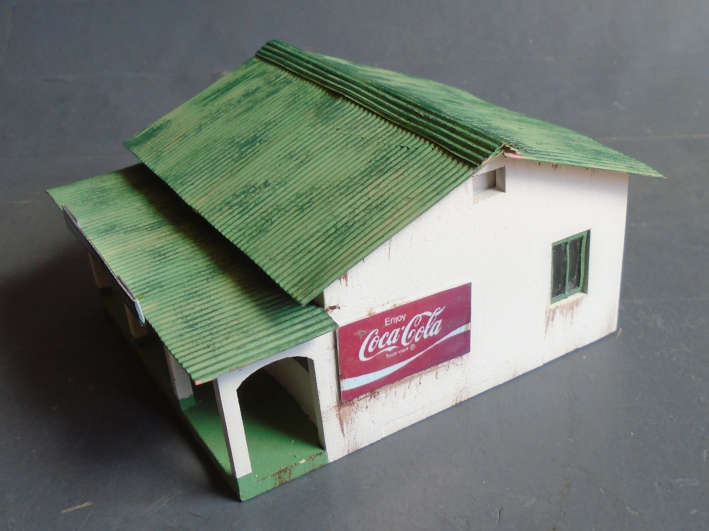 HO SCALE - SA GENERAL DEALER SHOP, NEW, FOOTPRINT 85 X 90mm