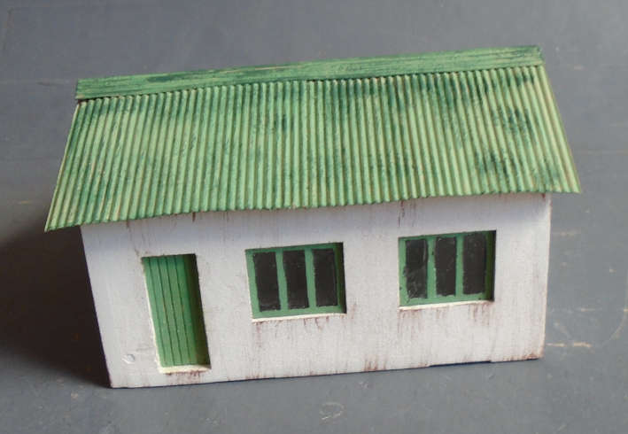 HO SCALE - SA GENERAL DEALER SHOP, NEW, FOOTPRINT 85 X 90mm