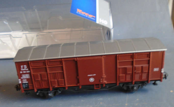 ROCO HO SCALE - FS CLOSED GOODS WAGON - BOXED