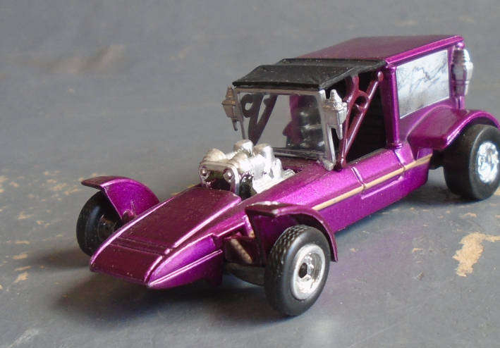 JOHNNY LIGHTNING 1/64 SCALE - NOVELTY HEARSE