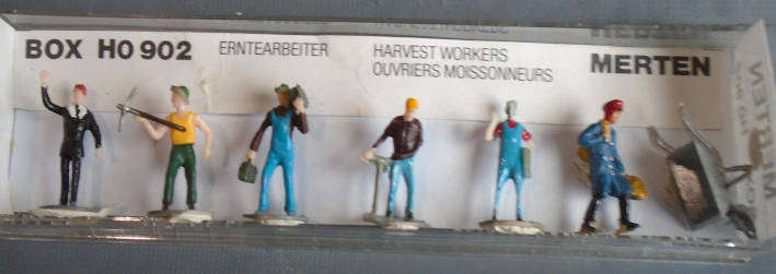 MERTEN HO SCALE - 6 X FIGURES, BOXED