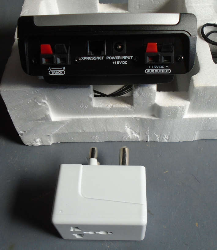 HORNBY DCC UNIT IN EXCELLENT CONDITION