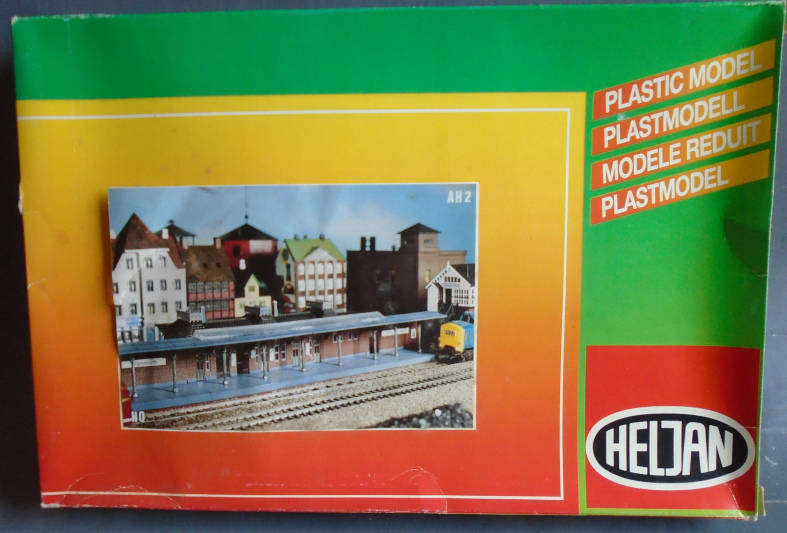 HELJAN HO SCALE - STATION KIT, BOXED