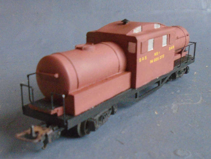 HO SCALE - KIT BUILT SAR STEAM HEATING WAGON, WITH ACCESORIES