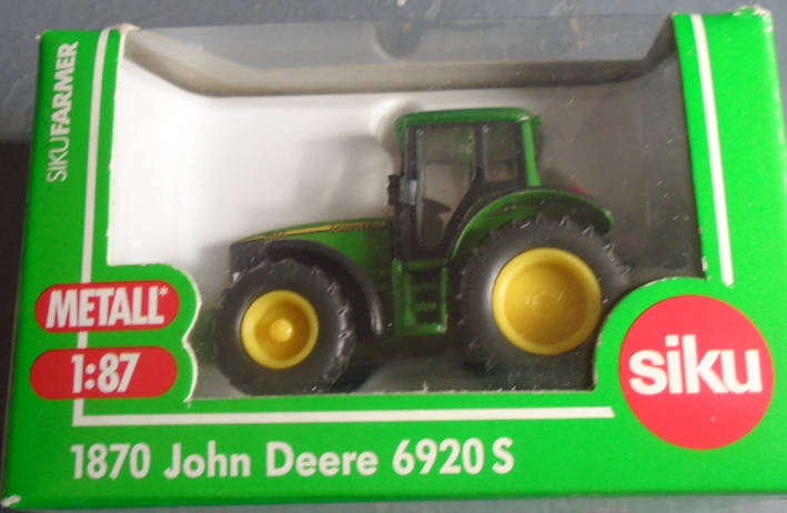 SIKU 1/87 HO SCALE - JOHN DEERE 6920S TRACTOR, BOXED