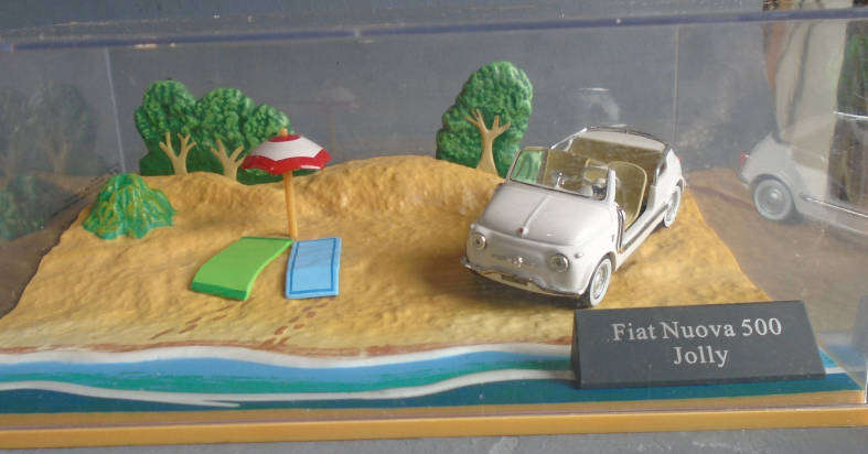 1/43 SCALE - FIAT NUOVA 500 JOLLY, BOXED DIORAMA