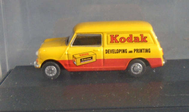OXFORD OO SCALE - MINI VAN KODAK, BOXED
