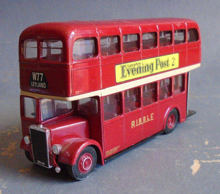 CORGI - LEYLAND LONDON BUS - 17mm LONG COULD WORK FOR HO SCALE