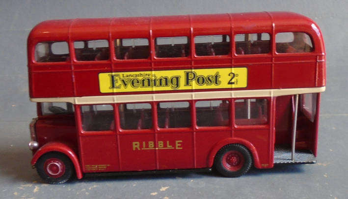 CORGI - LEYLAND LONDON BUS - 17mm LONG COULD WORK FOR HO SCALE