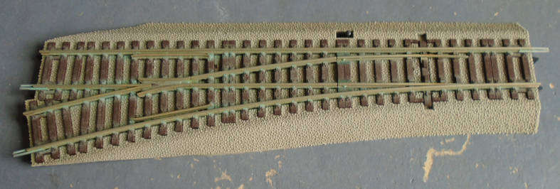 ROCO HO SCALE - LH POINT AS PER FOTO