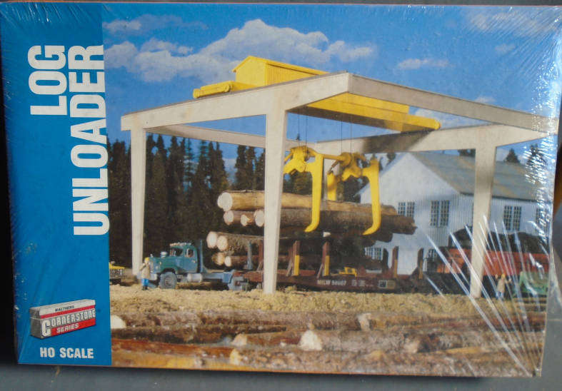 WALTHERS HO SCALE - LOG UNLOADER KIT, BOXED