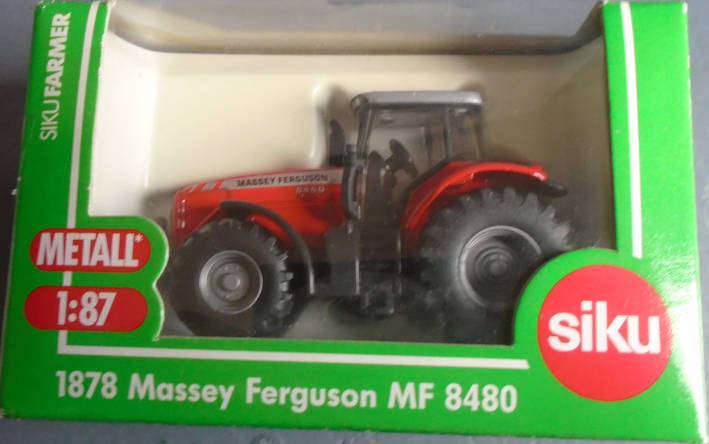 SIKU 1/87 HO SCALE - MASSEY FERGUSON MF8480 TRACTOR, BOXED