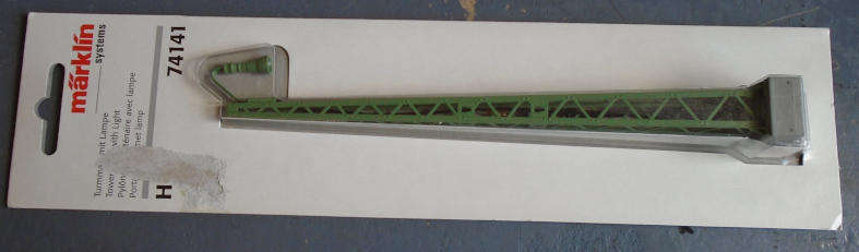 MARKLIN 74141 HO SCALE - TOWER MAST WITH LAMP, CARDED