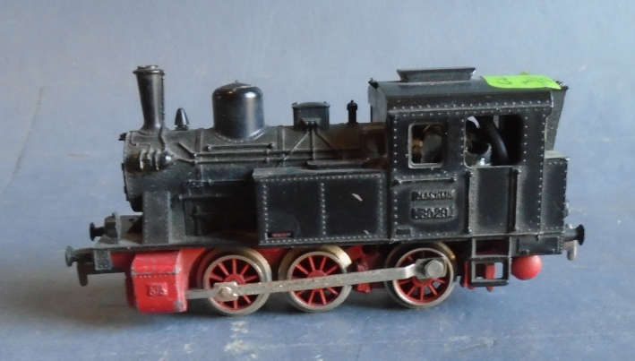 MARKLIN HO SCALE - 0-6-0 STEAM LOCO FOR SPARES OR REPAIRS