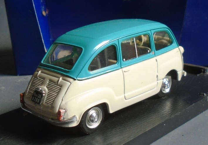 BRUMM 1/43 SCALE - FIAT 600D MULTIPLA, BOXED, ANNIVERSARY MODEL 1899 - 1999