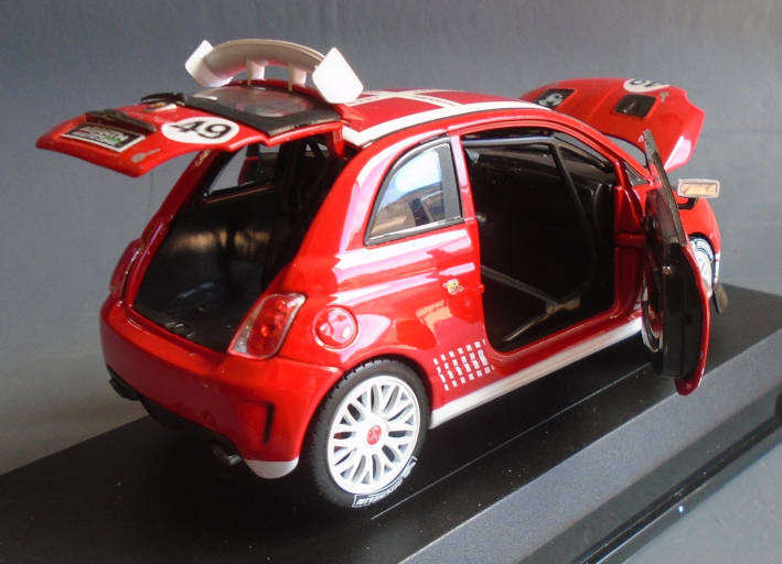 MOTORAMA 1/24 SCALE - FIAT ABARTH 500 ASSETTO, BOXED