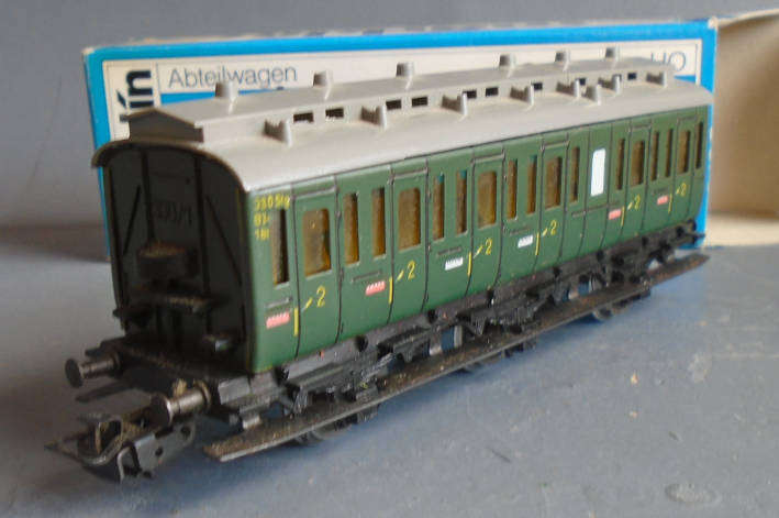 MARKLIN HO SCALE - 2nd CLASS COMPARTMENT COACH, BOXED