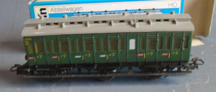 MARKLIN HO SCALE - 2nd CLASS COMPARTMENT COACH, BOXED