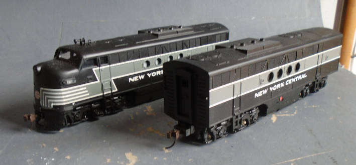 BACHMANN HO SCALE - NYC DIESEL LOCOFT A-UNIT & FT B-UNIT DUMMY, WITH DCC & ESU LOK SOUND, LOCO BOXED