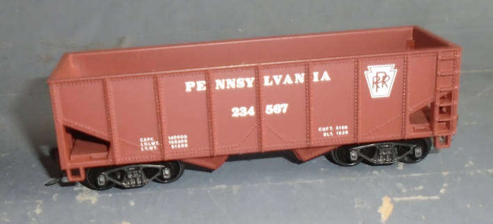 BACHMANN HO SCALE - PENNSYLVANIA COAL HOPPER