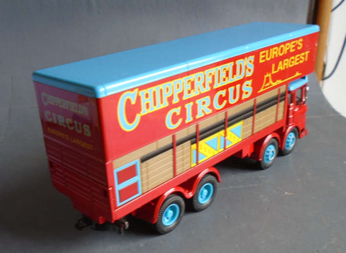 CORGI 1/50 SCALE - AEC POLE TRUCK CHIPPERFIELDS - BOXED, #07036 of 12500