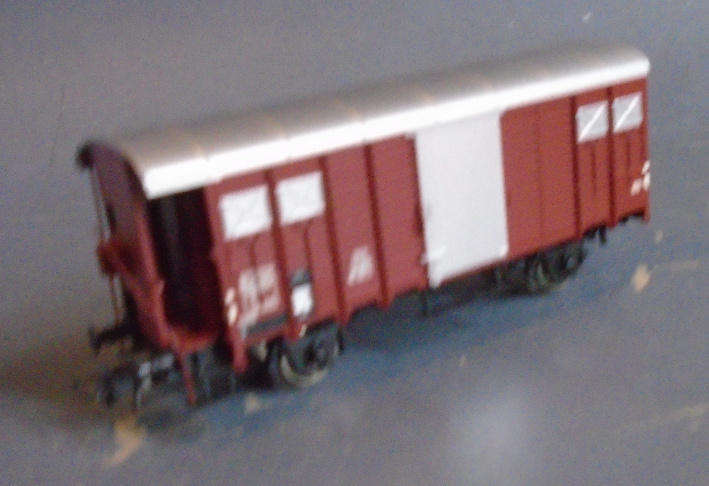 ROCO HO SCALE - SBB CLOSED GOODS WAGON - BOXED