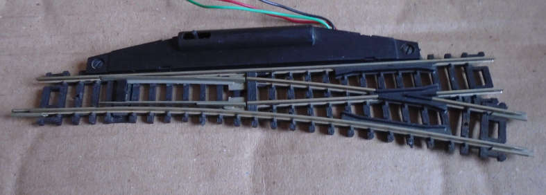 ATLAS N SCALE - ELECTRIC RH POINT, TESTED