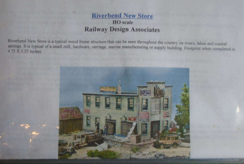 RDA HO SCALE - RIVERBEND NEW STORE, IN PKT