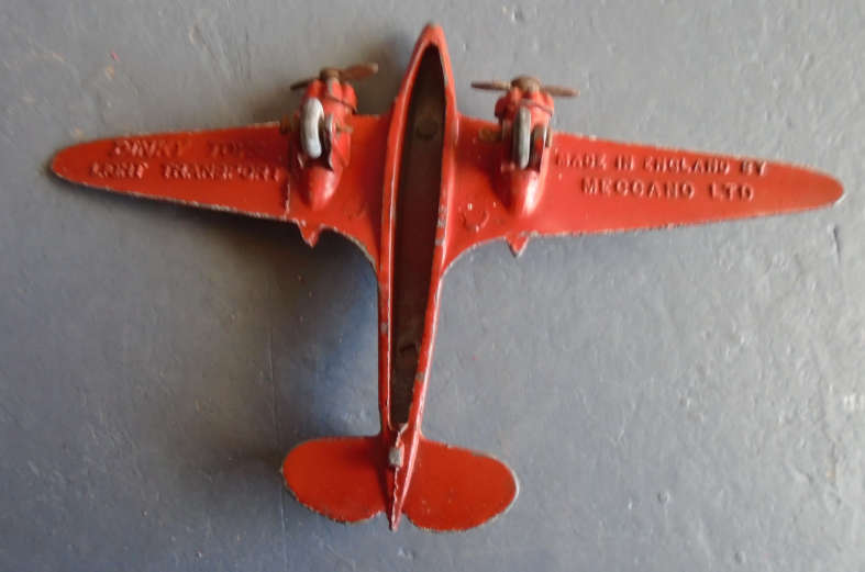 DINKY - LIGHT TRANSPORT PLANE
