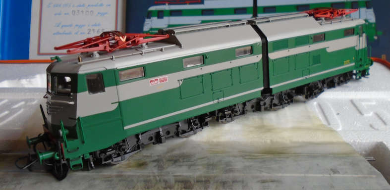 ROCO HO SCALE - FS E.646 a E.645 ARTICULATED ELECTRIC LOCO IN TIN CASE, LIMITED EDITION