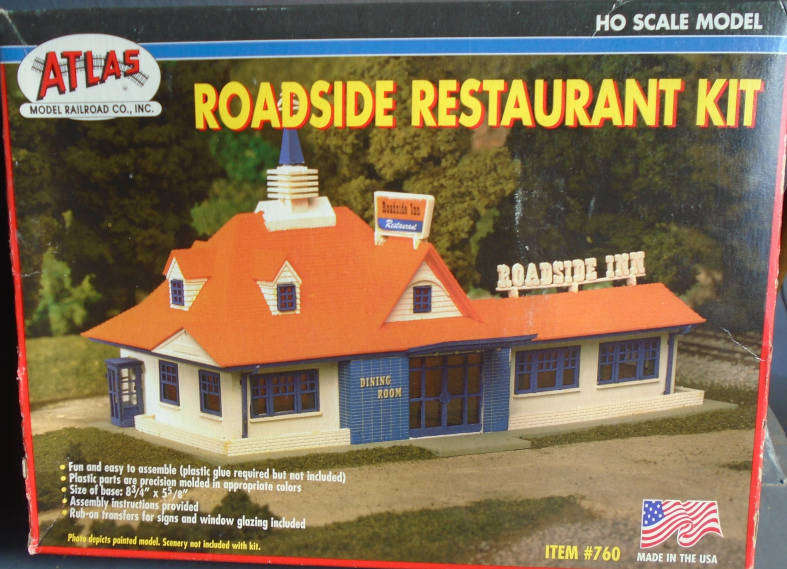 ATLAS HO SCALE - ROADSIDE RESTUARANT KIT, BOXED