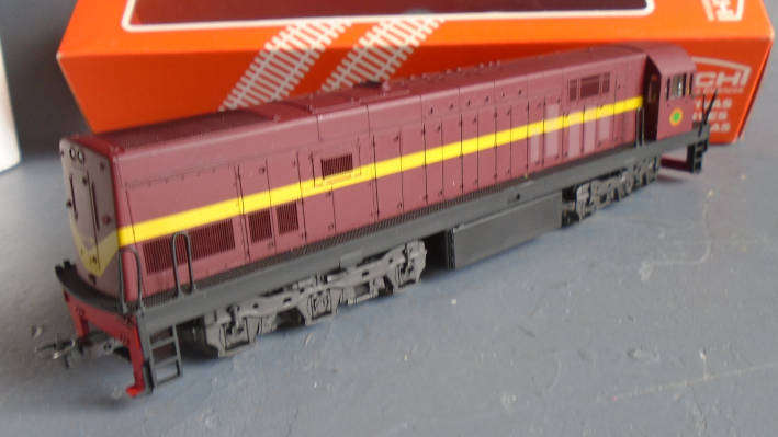FRATESCHI HO GAUGE - SAR CLASS 34 DIESEL LOCO, BOXED