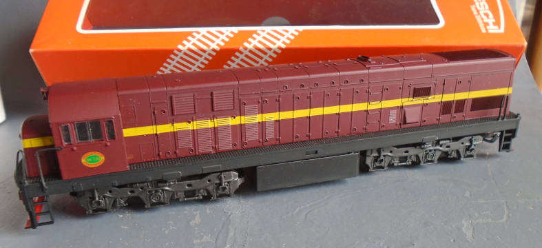 FRATESCHI HO GAUGE - SAR CLASS 34 DIESEL LOCO, BOXED
